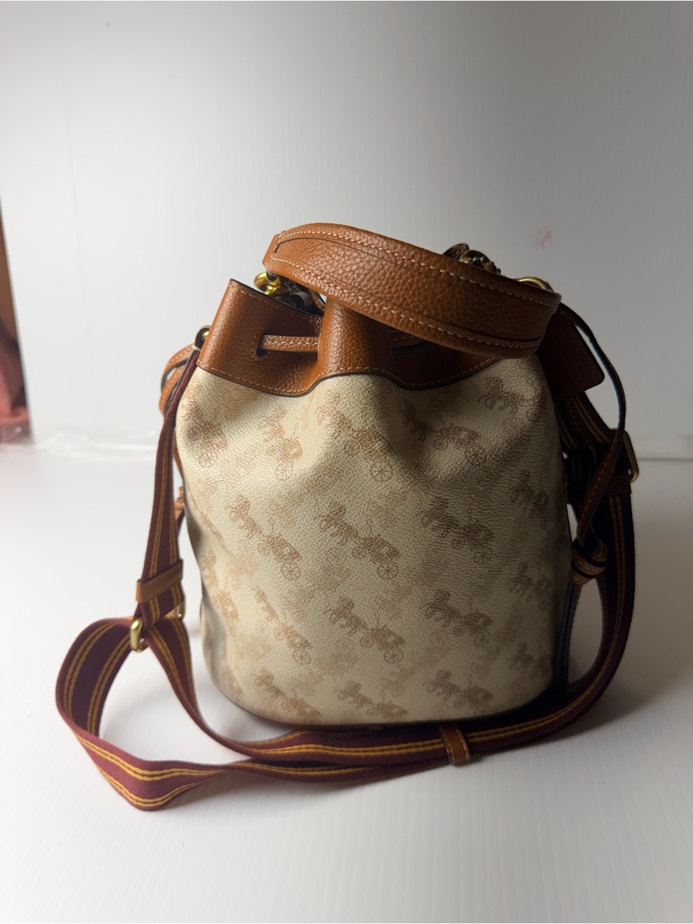 Coach horse and carriage print 2 way bag,ivory and brown - Picture 2 of 16
